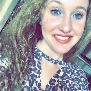 Meet Your Posher, Christina!